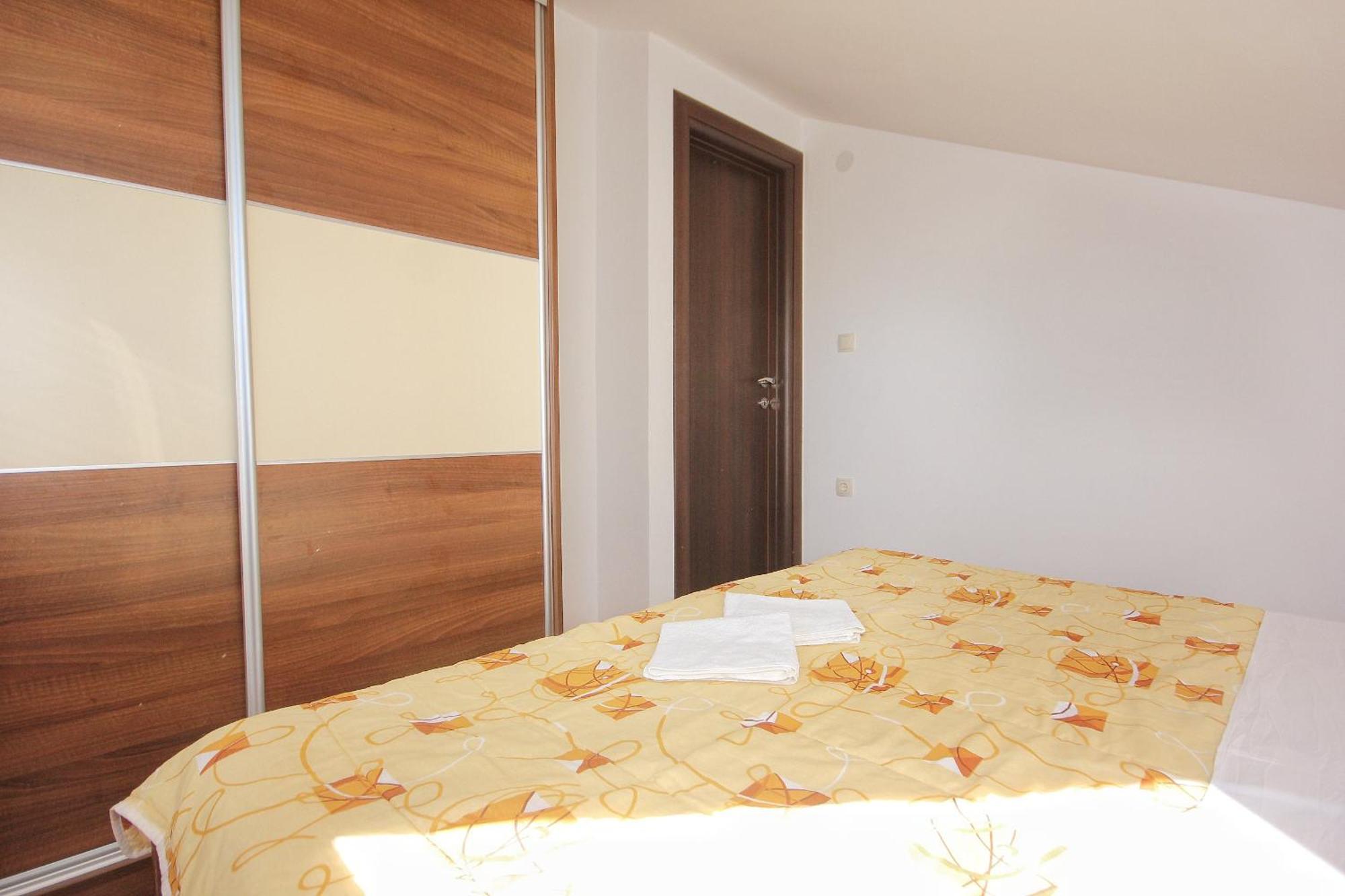 Apartments By The Sea Vlasici, Pag - 9324 Room photo